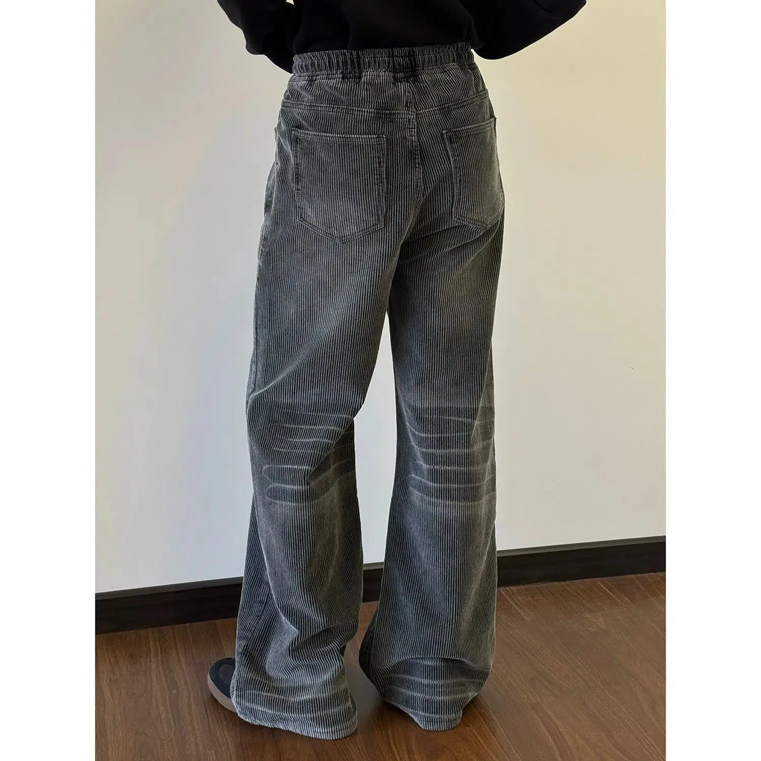 Nine Drawstring Washed Corduroy Pants