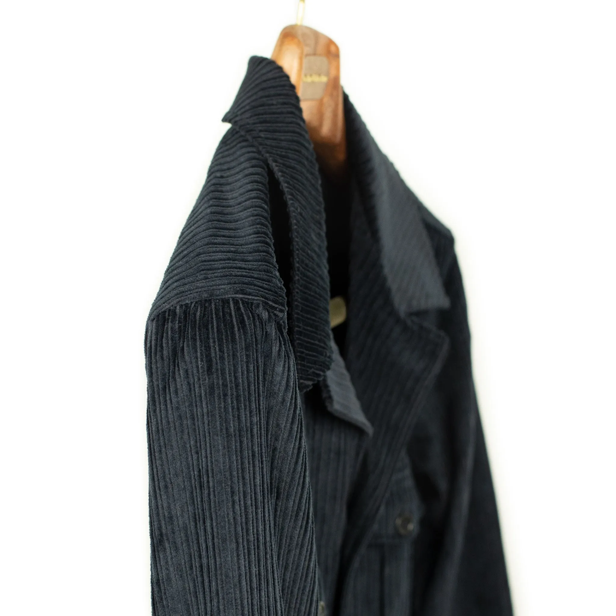 Sahariana shirt-jacket in navy multi-wale cotton corduroy