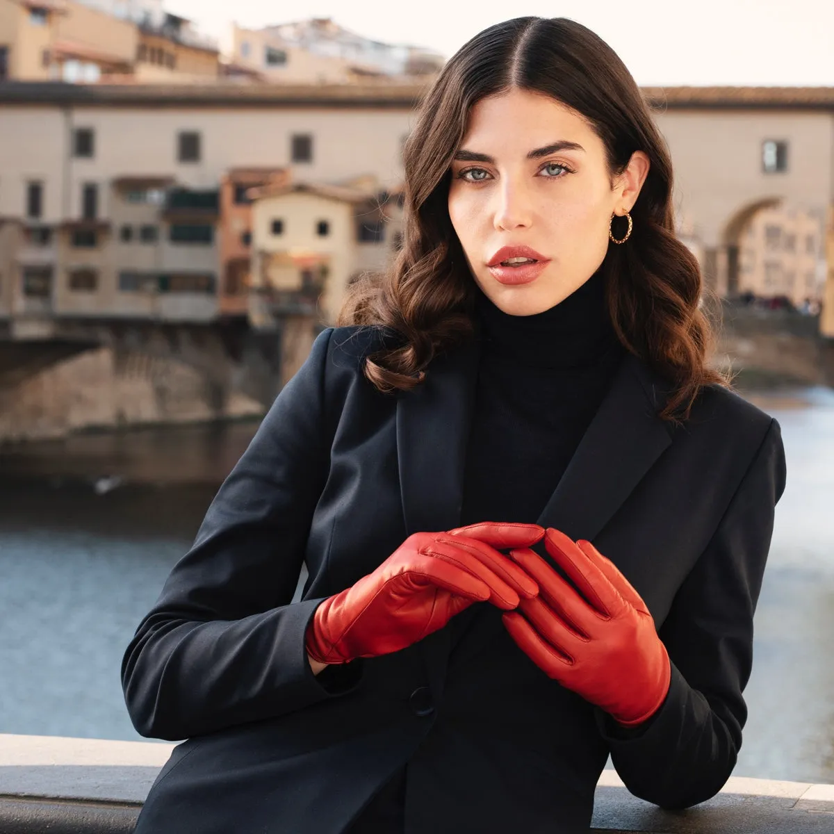 Sofia (red) - Italian lambskin leather gloves with silk lining