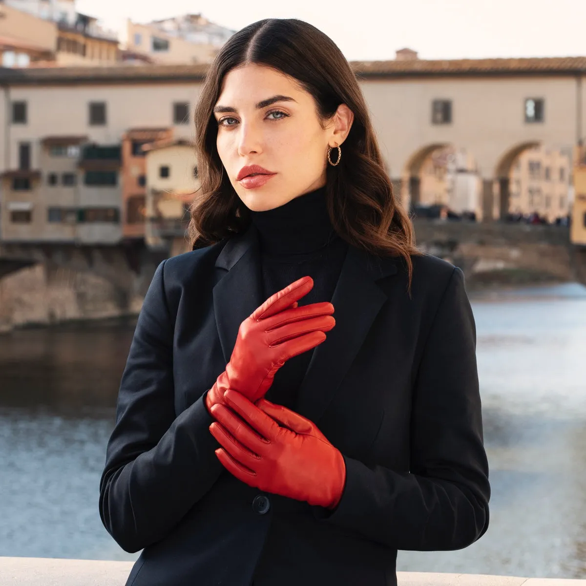 Sofia (red) - Italian lambskin leather gloves with silk lining