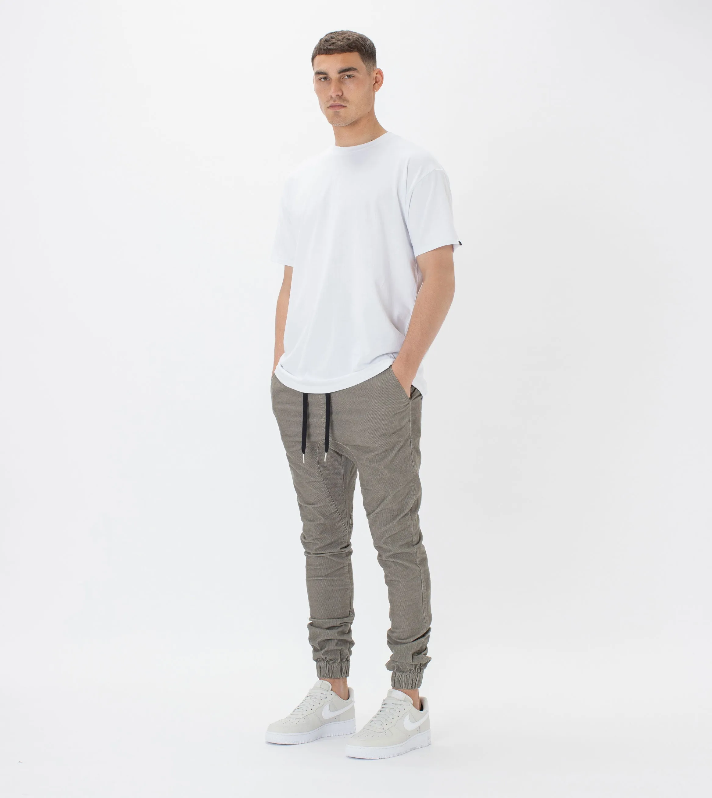 Sureshot Cord Jogger Dk Moss